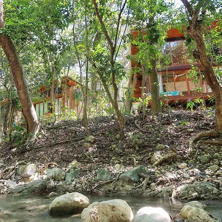 Casa Bonita Tropical Lodge & Spa-2