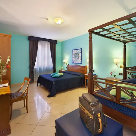 Ulisse Deluxe Hostel-3