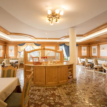 Hotel Chalet All'Imperatore-2