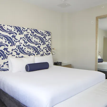 Hotel Breakwater South Beach-2