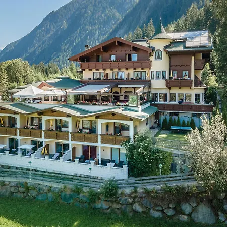 Hotel Laendenhof Superior-3
