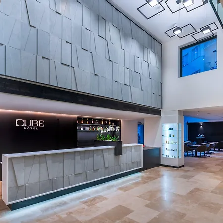 Hotel Cube Prague-2