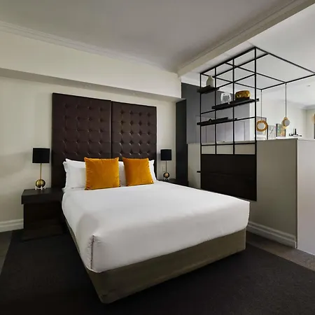 Mantra 2 Bond Street-3