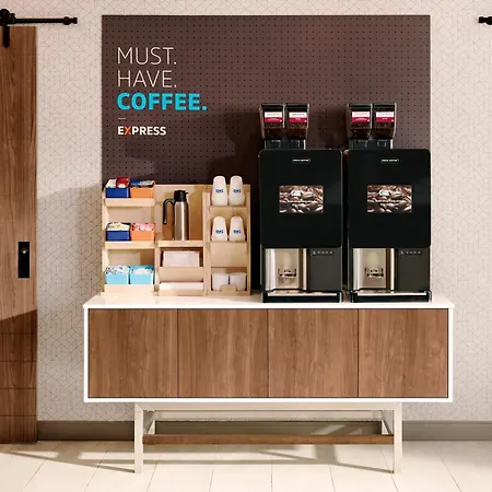 Holiday Inn Express Hotel & Suites Birmingham - Inverness 280 By Ihg-2