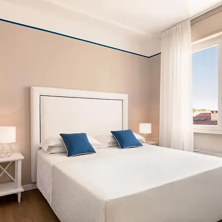 Hotel Sina Astor-3