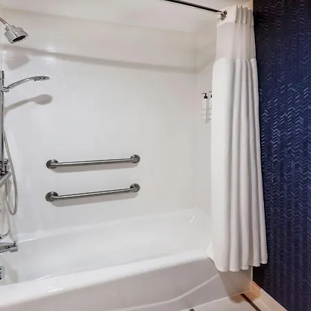Fairfield Inn Portsmouth Seacoast-3