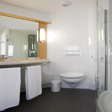 Ibis Cotonou-3