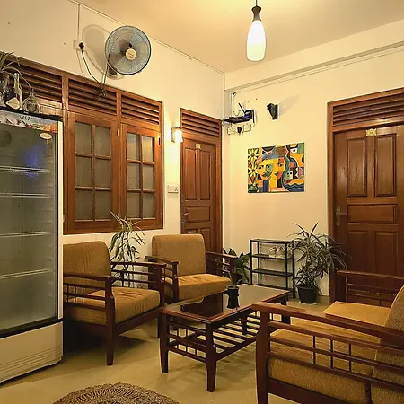 Seven Minutes Ella By Sans - 5 Mins Walk To The City Centre-3