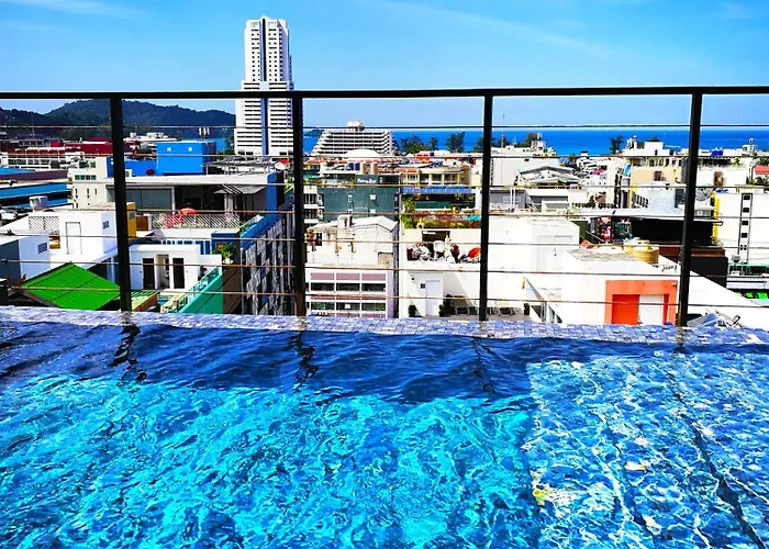 4 star hotel: Phoenix Grand Patong