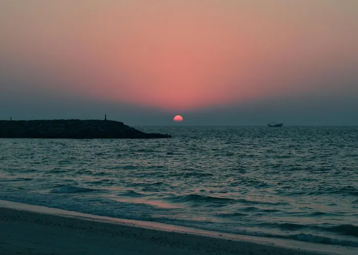 Al Corniche Hotel