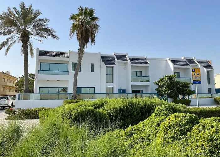 Al Corniche Hotel