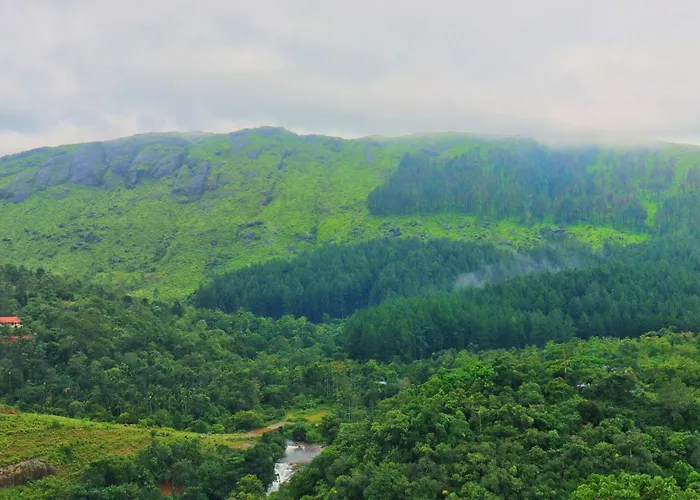 The Kissing Mountains