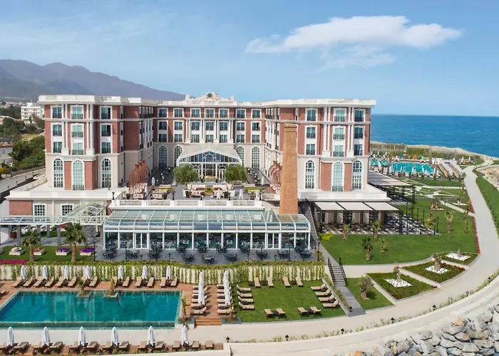 Kaya Palazzo & Casino
