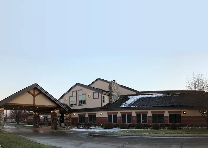 Family Friendly Hotels C'Mon Inn Grand Forks