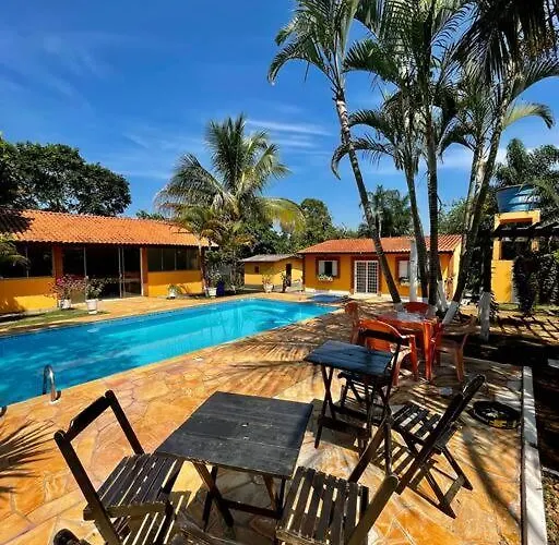 Hotel: Família Busca-pé