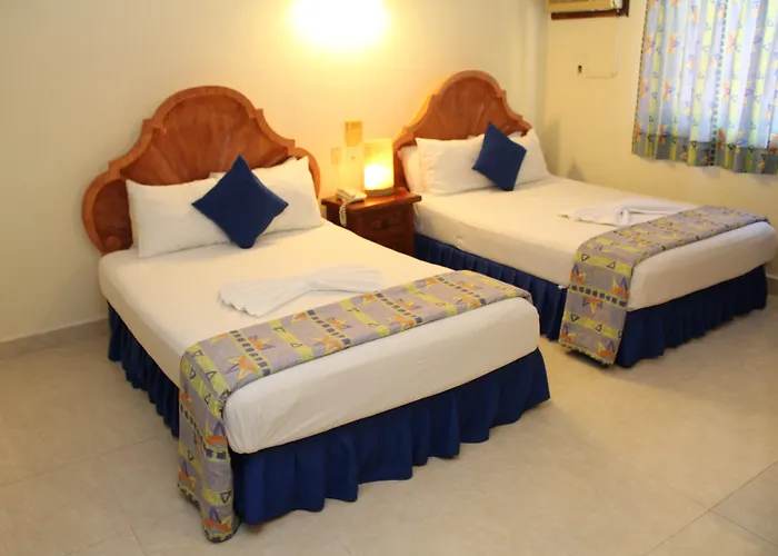 Hotel 3 estrelas: Suites Cancun Center