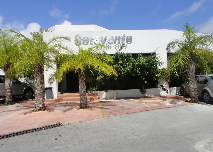 3 star hotel: Sotavento Hotel & Yacht Club