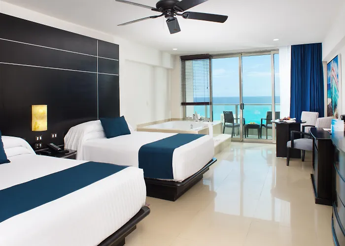 Seadust Cancun Family Resort