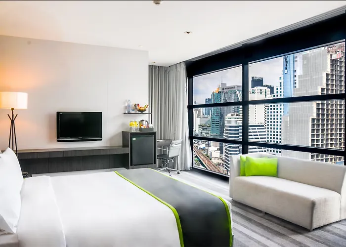 Romantic hotel: Millennium Hilton Bangkok