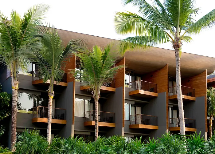 Hotel dichtbij College: Renaissance Phuket Resort & Spa