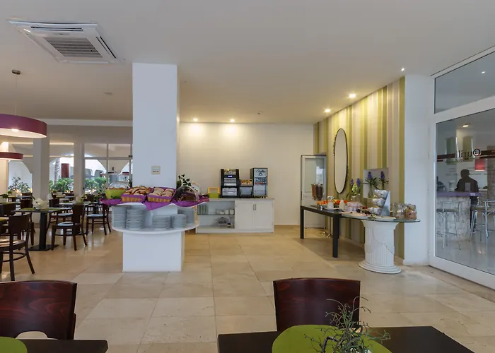 Ouril Pontao Hotel