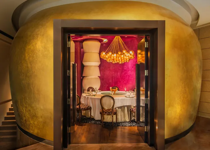 World Casino hotels City Of Dreams Macau - Nuewa Macau