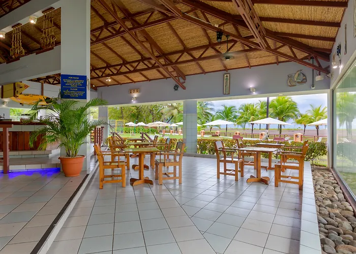 Hotel with pool: Best Western Jaco Beach All Inclusive Resort