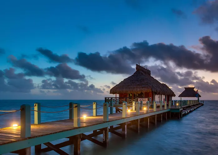 Costa Blu Beach Resort, Trademark Collection By Wyndham (Adults Only)