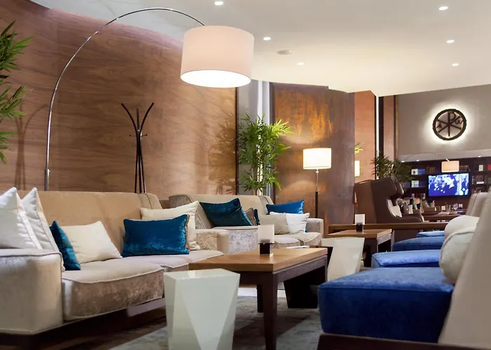 Central hotel: Hotel Constantine The Great