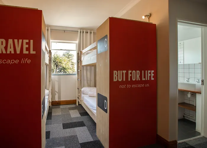 Hotel pres du College: Never At Home Kloof Street