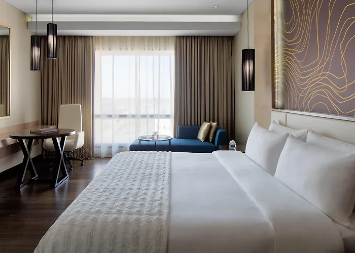 Radisson Collection Muscat, Hormuz Grand