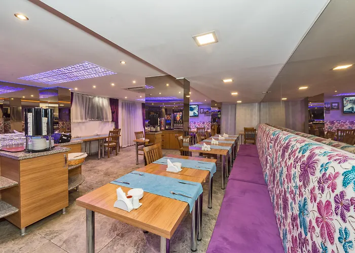 Grand Pamir Hotel