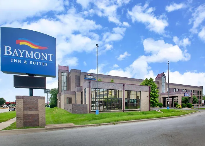 Family Hotel: Baymont By Wyndham Springfield South Hwy 65