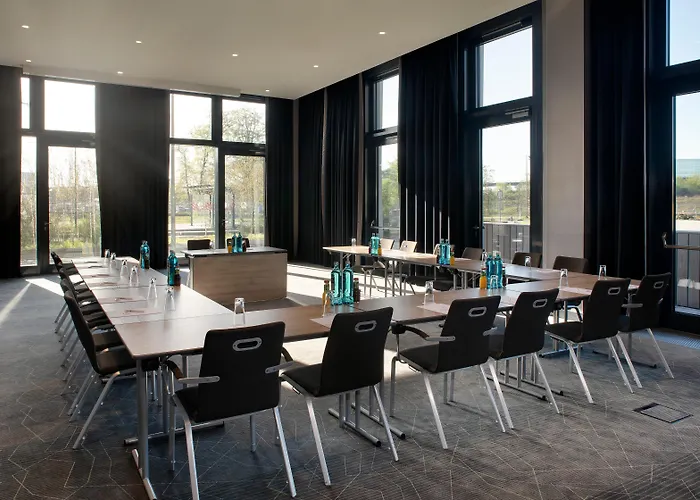 5 star hotels Holiday Inn Frankfurt Airport By Ihg