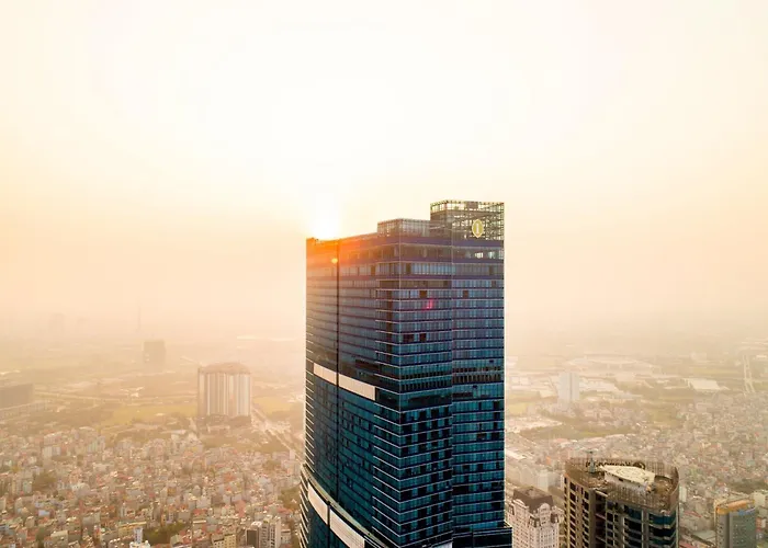 Hotel with pool: Intercontinental Hanoi Landmark72 By Ihg