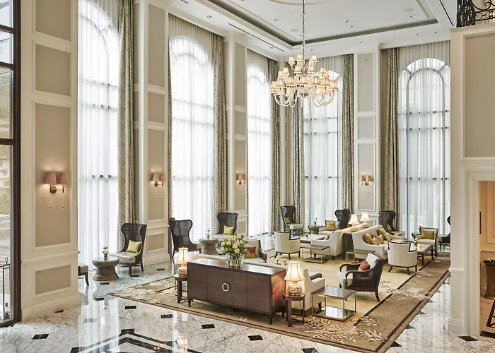 Mai House Saigon Hotel