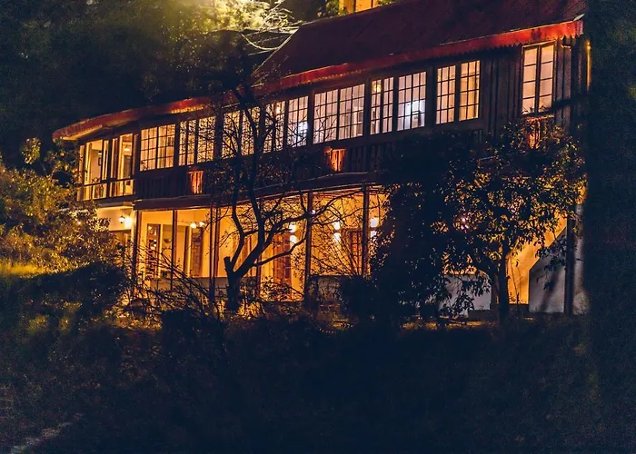 Hotels With Four Stars Seclude Shimla, Taraview