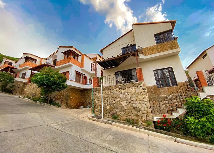 Casa de vacaciones: Casa 1, Conjunto Jardines De Villa Roca, Rodadero