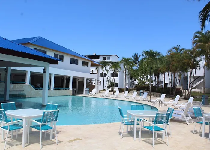 Resort: Ahnvee Resort (Adults Only)