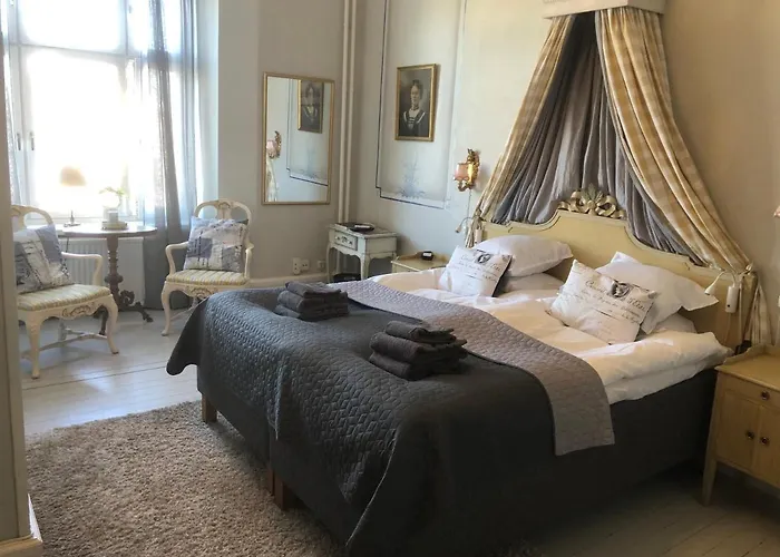 Hotel: Strand Hotel