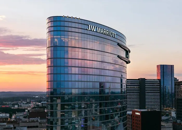 Pet Friendly hotel: Jw Marriott Nashville