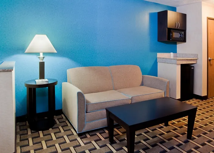 Holiday Inn Express & Suites Ne - Lake Lanier By Ihg