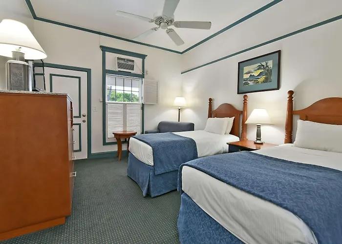 Hotels with pool Best Western Pioneer Inn