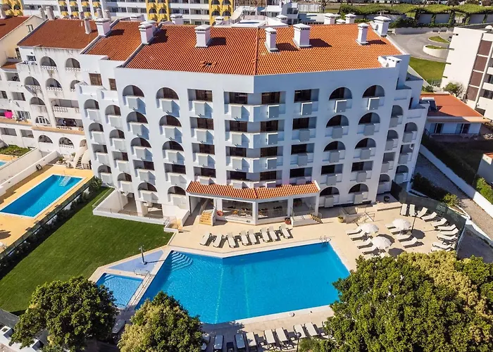 Hotel de 4 estrellas: Emeralds Albufeira By Dk Stays