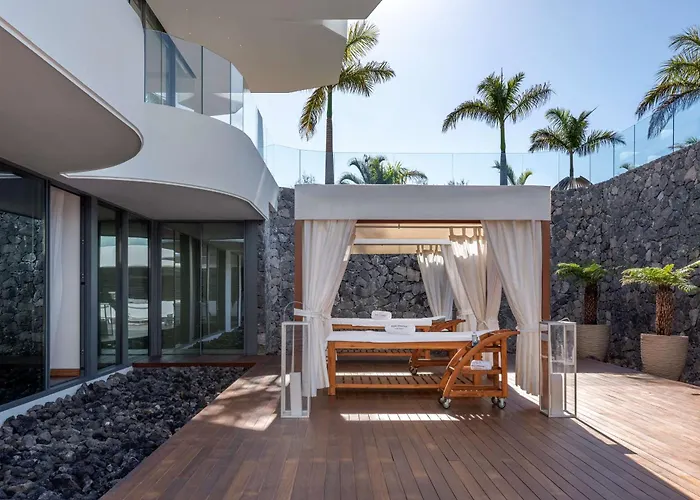 Hotel Jacuzzi Privatif Royal Hideaway Corales Beach - Adults Only
