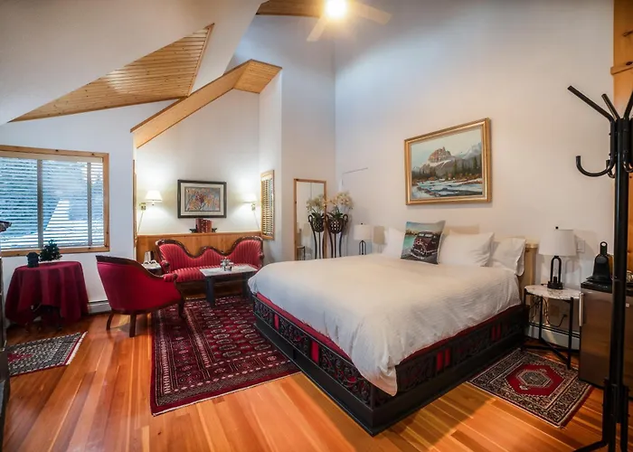 B&B only: Beaujolais Boutique B&B At Thea'S House- Adults Only