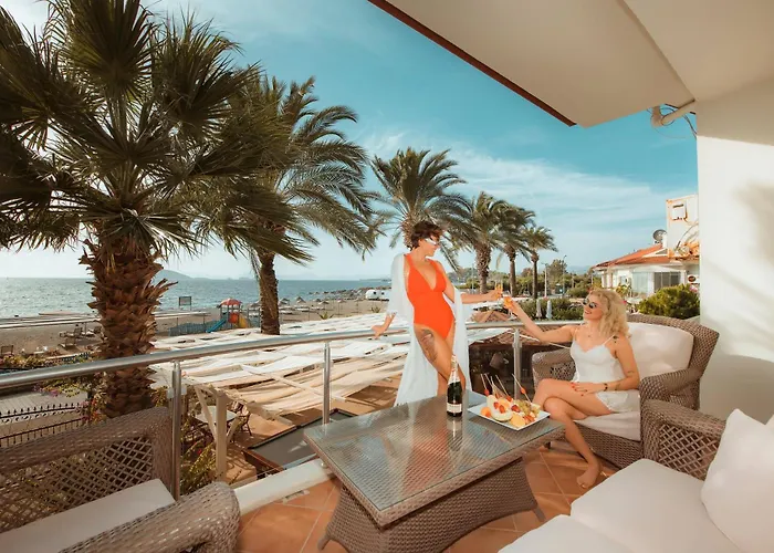 Luxury hotel only: Sunset Beach Villas And Apartments