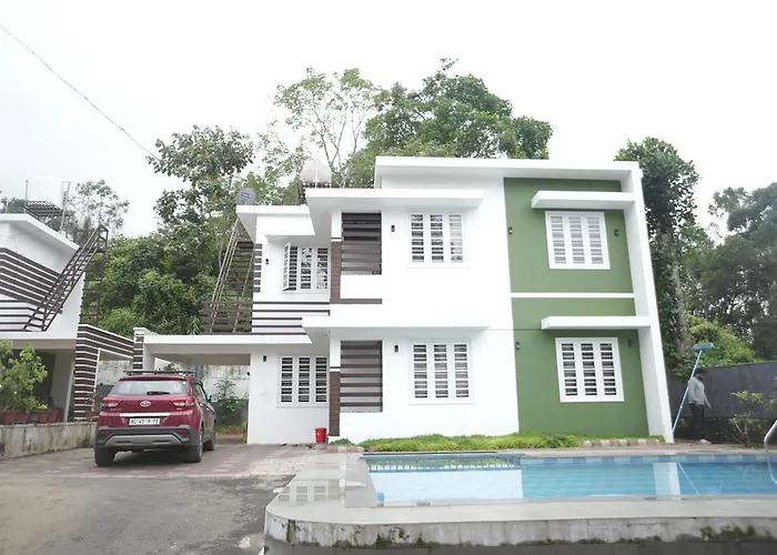 Luxe - Rooms & Villas Wayanad