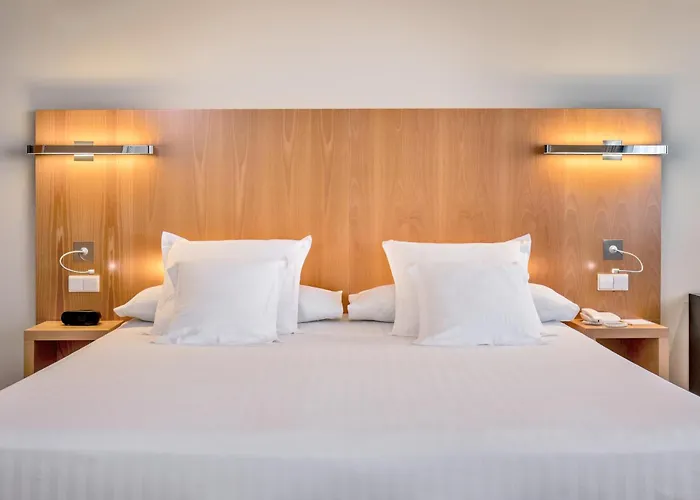 Сity center hotels Occidental Cadiz