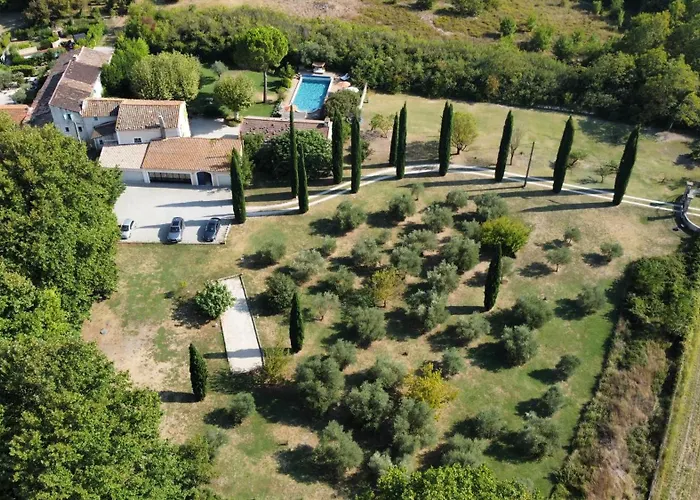 Le Mas des Perrines Maison d’Hôtes